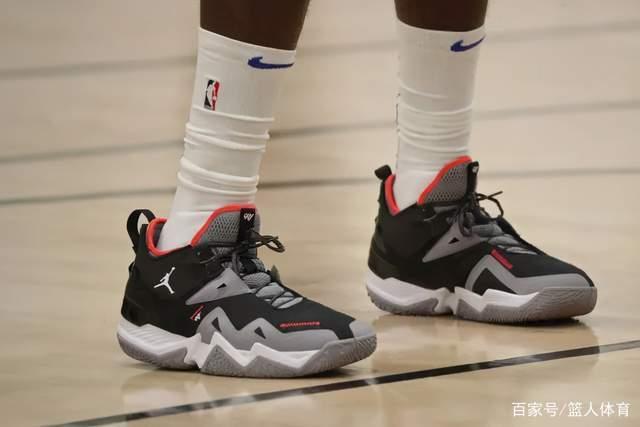 世界杯夺冠赔率:西英法争霸 南美双雄跌出三甲