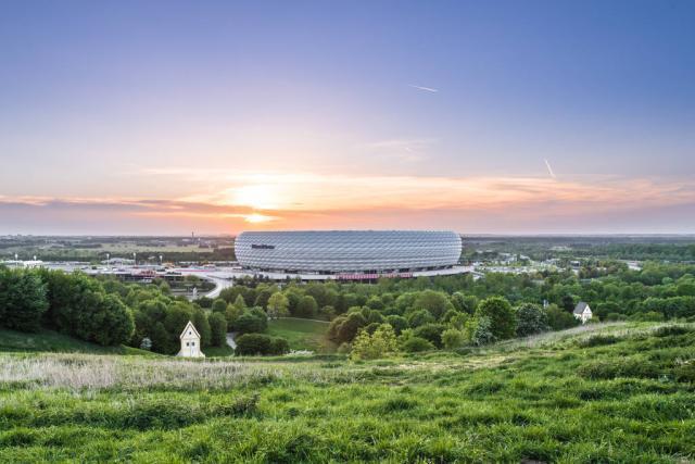 赵继伟26+10张镇麟21分辽宁胜深圳 贺希宁30分